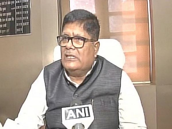 होटल की व्यवस्था नहीं लगी ठीक तो की मारपीट