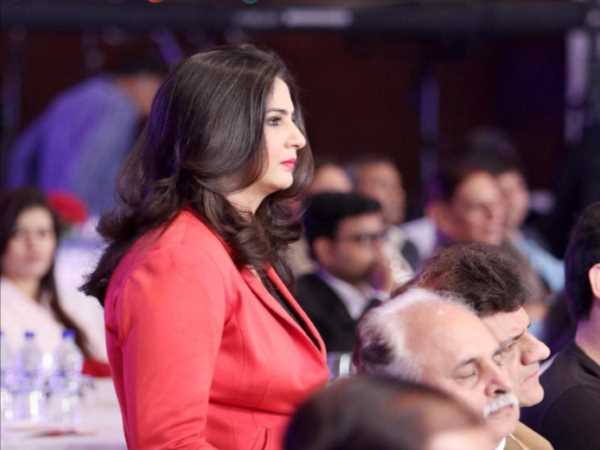 वकील ने की गंदी हरकत वकील ने की गंदी हरकत