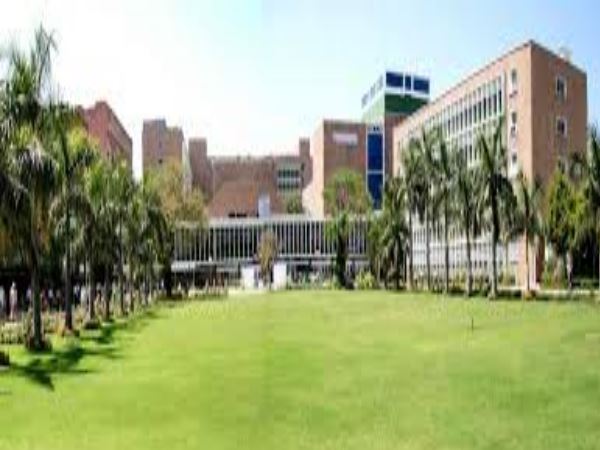 कई राज्यों में बन रहा है एम्स