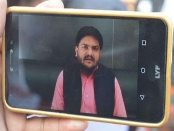यूपी के किसानों की लड़ाई लडेंगे हार्दिक पटेल