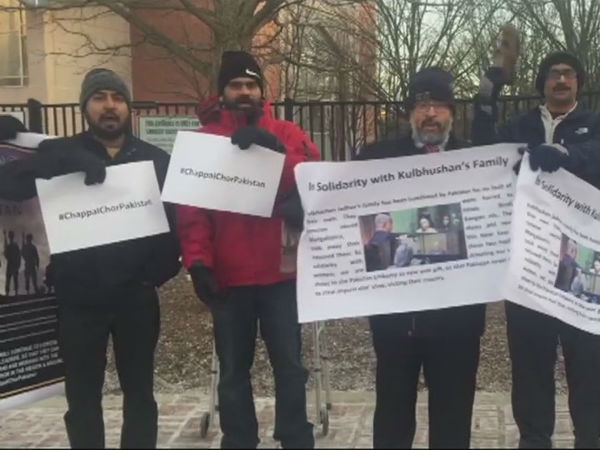 पाक की घटिया सोच पाक की घटिया सोच