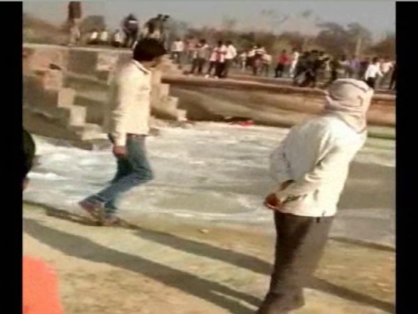 बेल्ट में लिखे स्कूल के नाम से हुई शव की पहचान