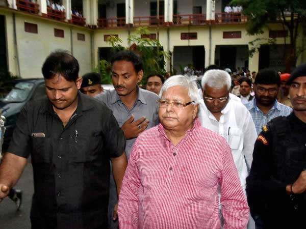 इतने लोगों की थी भूमिका 