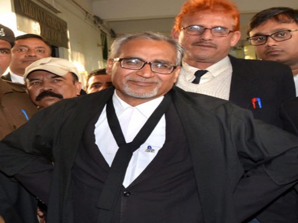 पैतृक जमीन से चक रोड निकालने का मामला