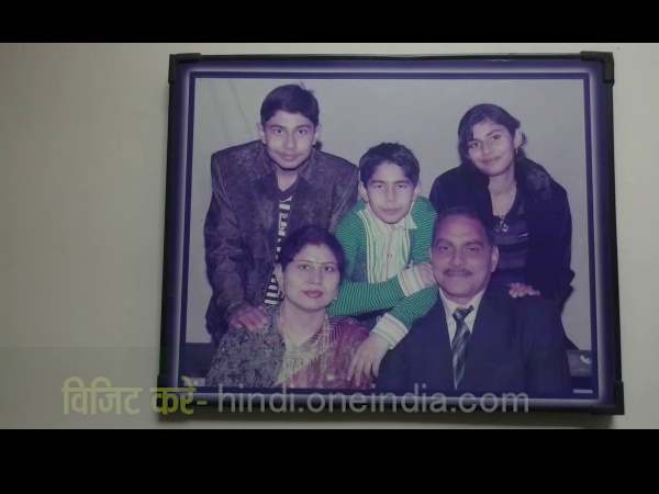 दो साल से अधिकारियों के चक्कर काट रही पत्नी