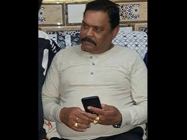 सोशल मीडिया पर विधायर पर तंज