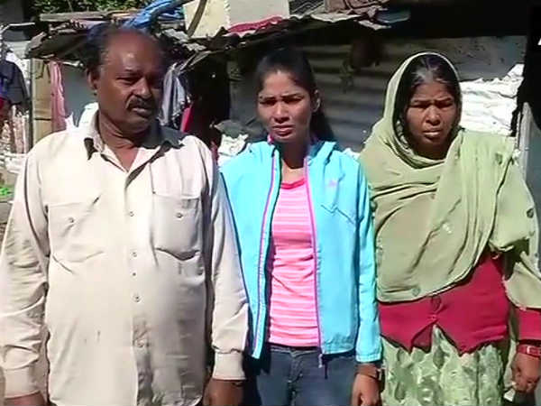 हर किसी की मदद नहीं की जा सकती