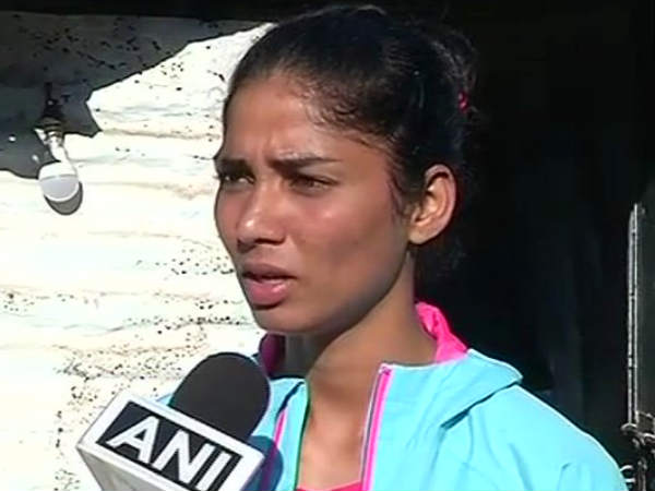 टीम में गोलकीपर नहीं है खुशबू