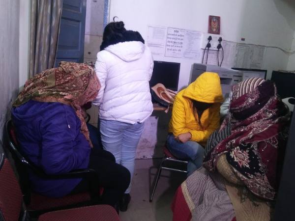 बर्थ-डे के नाम पर चल रही थी रेव पार्टी