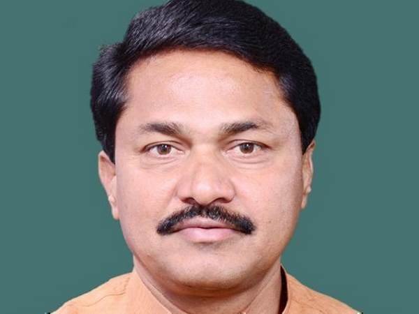 साल 2014 में बीजेपी से सांसद बने