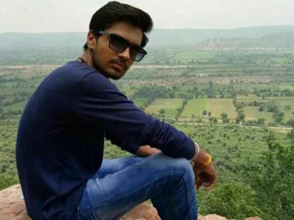 बीसीए में पढ़ रहा है मृदुल बीसीए में पढ़ रहा है मृदुल