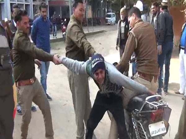 वीडियो हुआ वायरल वीडियो हुआ वायरल