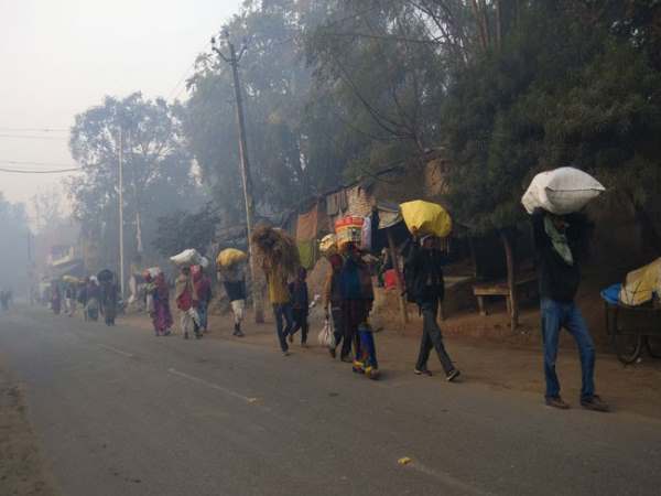 संगम खिलखिला उठा संगम खिलखिला उठा