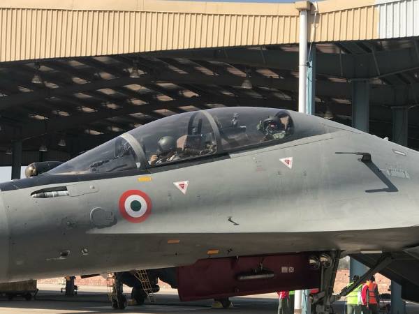 उड़ान भरने के बाद क्या बोलीं रक्षा मंत्री 