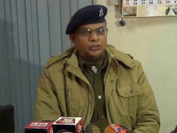 पुलिस से है सुल्ताना को शिकायत पुलिस से है सुल्ताना को शिकायत