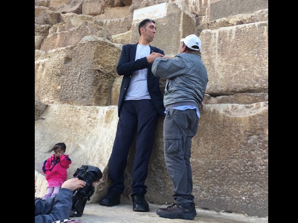 सुल्तान की लंबाई 246.5 सेंटीमीटर