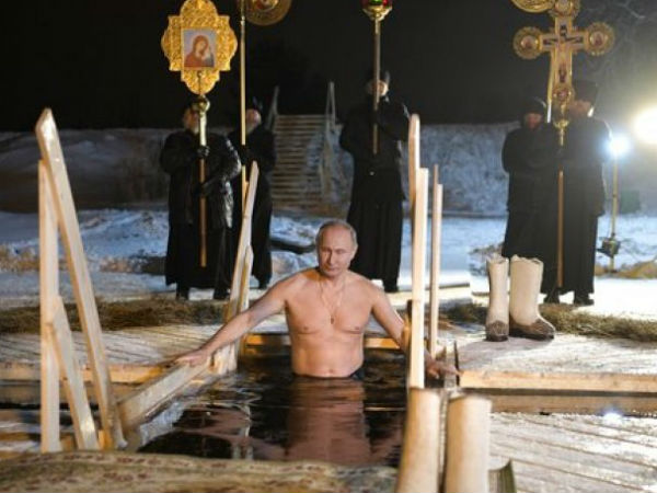 विशेष प्रार्थना में लिया हिस्सा