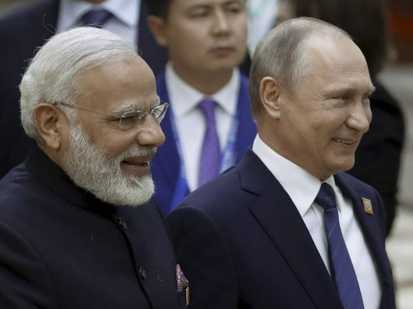 कंपनियों के हेडक्वार्टर पर भरोसा कम