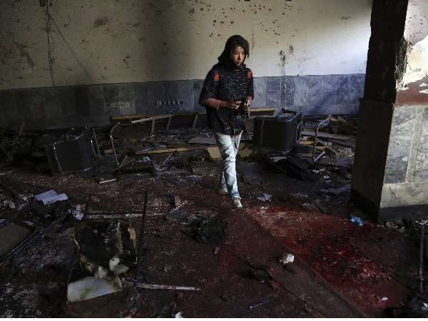 आतंकियों ने पहले दी थी चेतावनी