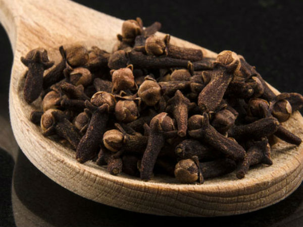 लौंग की कलियां 