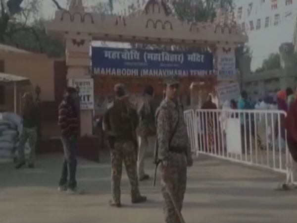  महाबोधि मंदिर में मौजूद हैं कई VVIP