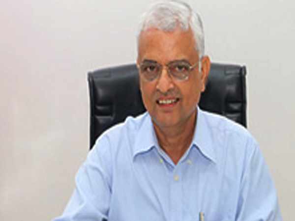 प्रमुख पदों पर काम किया है