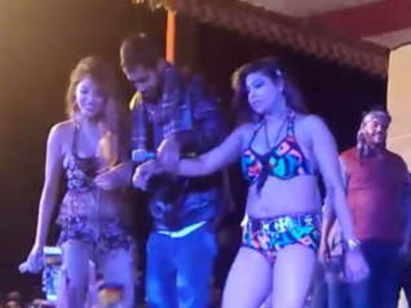 माता के जागरण की अनुमति मांग कर कराया अश्लील डांस