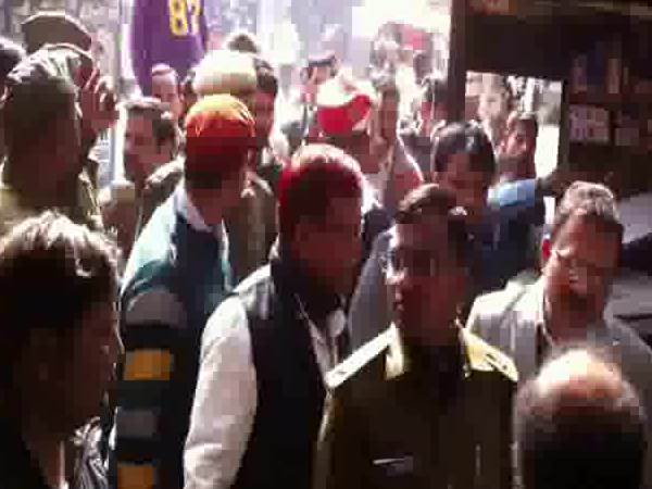 पुलिस ने दिखाई समझदारी