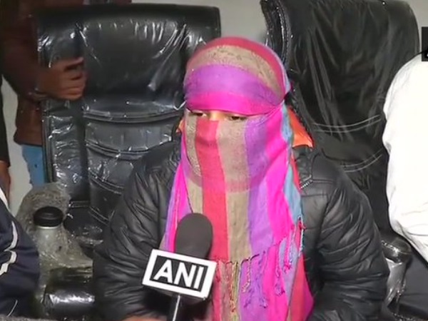 बच्चे ने पुरानी तस्वीर से मेरी पहचान की