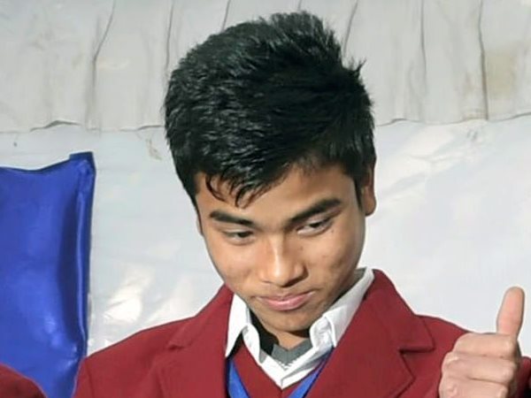 जोनुनतुआंगा: पिता पर भालू ने किया हमला, बचाई जान