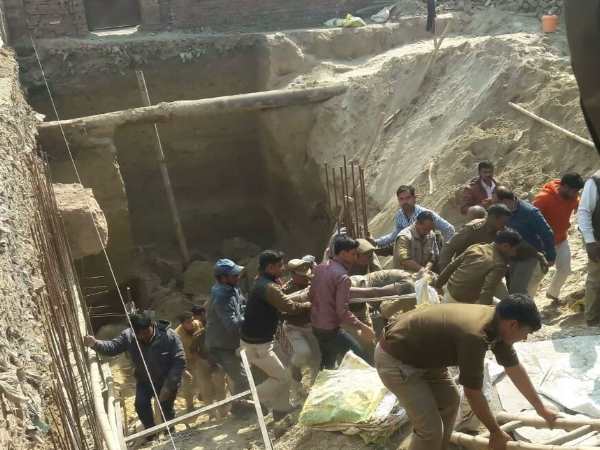 ठेकेदार की लापरवाही आई सामने