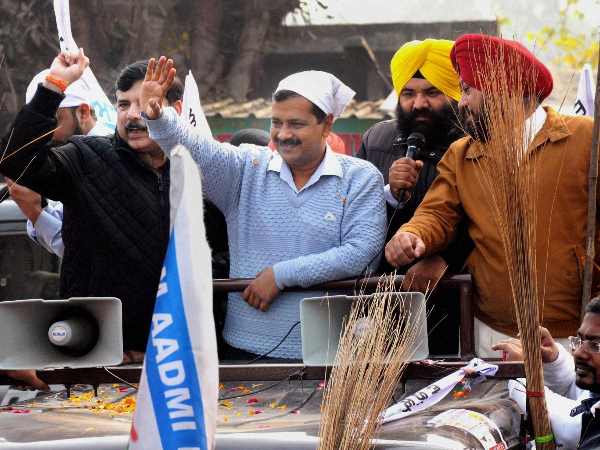 क्या होगा 20 विधायकों का? क्या होगा 20 विधायकों का?