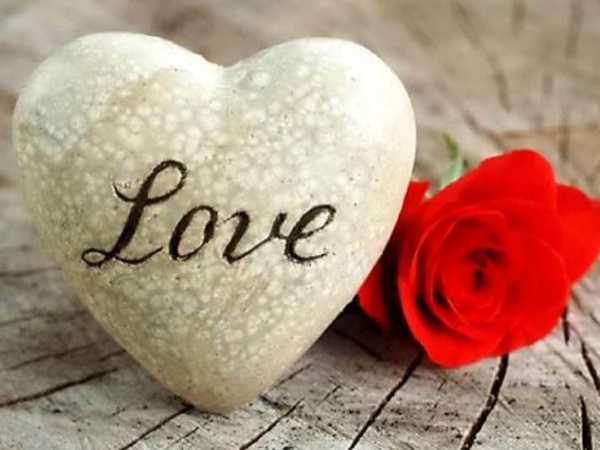 अपनी पत्नी को प्यार करता था लेकिन वह उसे दर्द में नहीं देख सकता था