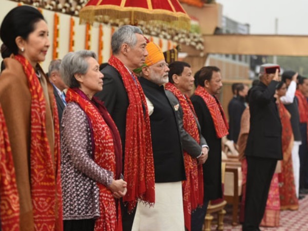 लोकसभा में संख्याबल कम होने के कारण कोई विपक्ष का नेता नहीं लोकसभा में संख्याबल कम होने के कारण कोई विपक्ष का नेता नहीं