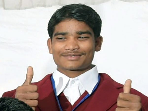 नदाफ इजाज अब्दुल रॉफ: दो लड़कियों की बचाई जान