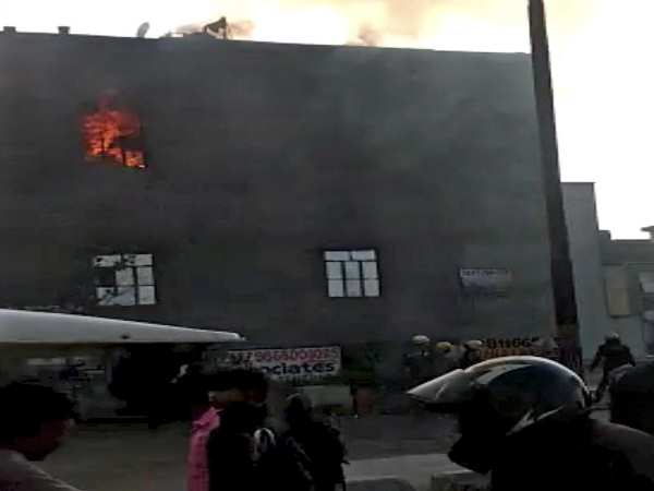 मृतकों को 5 लाख मुआवजे का ऐलान मृतकों को 5 लाख मुआवजे का ऐलान