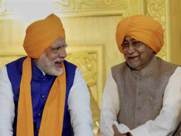 'देश में एक साथ चुनाव' का विरोध कर रहे हैं कांग्रेस और लेफ्ट 'देश में एक साथ चुनाव' का विरोध कर रहे हैं कांग्रेस और लेफ्ट