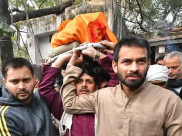  Last rites of sister of Lalu Prasad in Gopalganj, Bihar