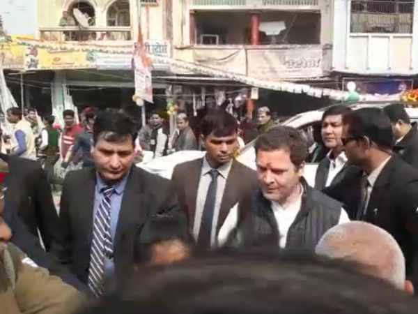 Slogan against Rahul Gandhi raised by BJP workers in Amethi