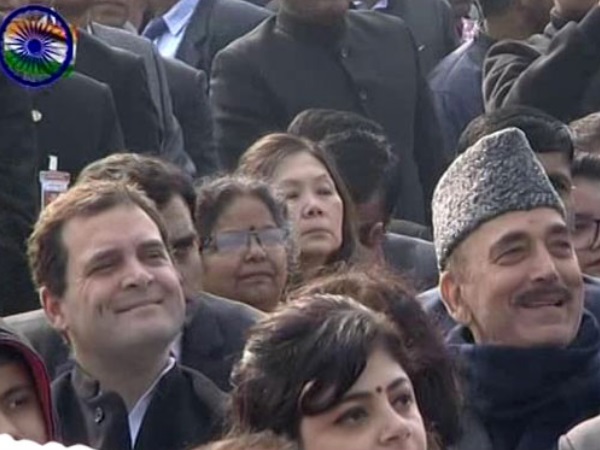 ऐसा करके मोदी सरकार 'सस्ती राजनीति' कर रही है ऐसा करके मोदी सरकार 'सस्ती राजनीति' कर रही है