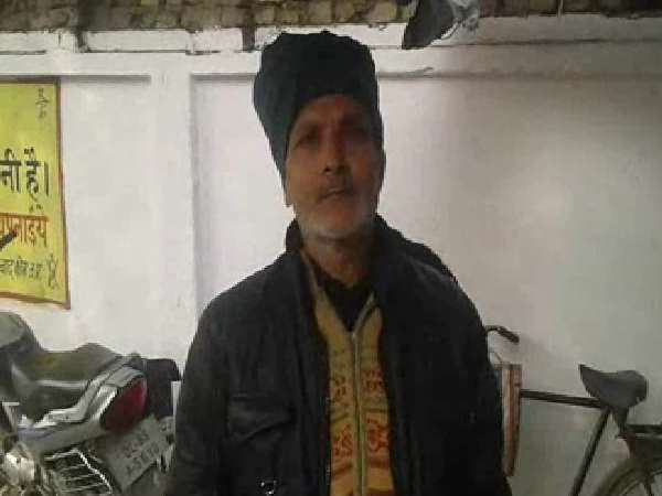 दबंगों ने कहा, जमीन दे दो दबंगों ने कहा, जमीन दे दो