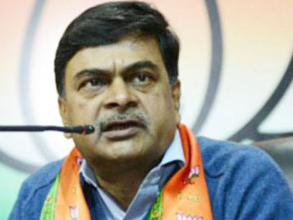 आरके सिंह ने कहा- 'गड़बड़ी करने वालों का गला काट दूंगा' आरके सिंह ने कहा- 'गड़बड़ी करने वालों का गला काट दूंगा'