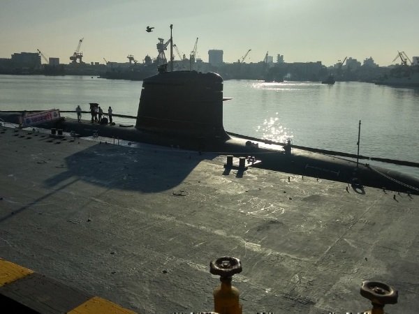 P-75 प्रोजेक्ट के तहत बन रही हैं पनडुब्बी