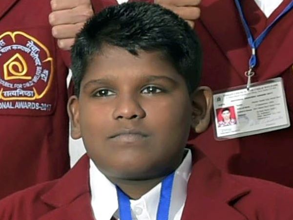 सेबासटियन विनसेंट: तेज रफ्तार ट्रेन की चपेट में आने से बचाई दोस्त की जान