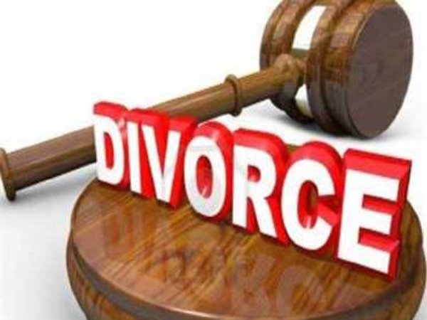 आपसी सहमति से कोर्ट ने कराया तलाक