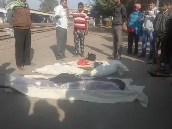 Three killed on track of Mathura by a train