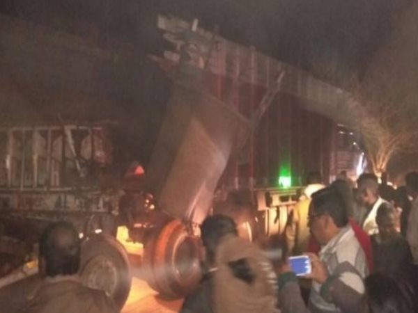 फंस गया था ट्रक