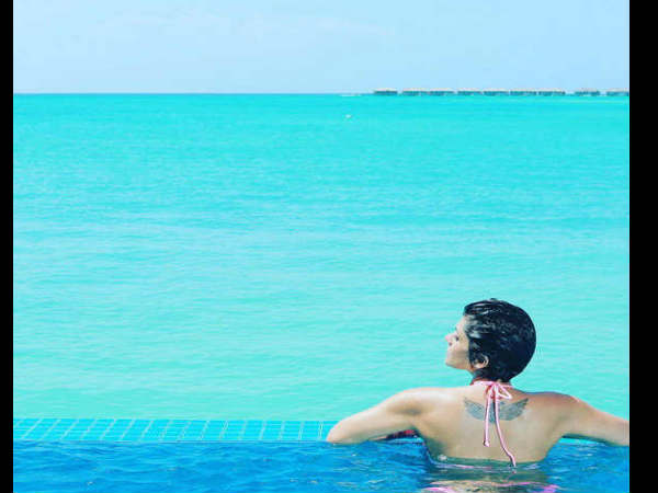 मंदिरा ने अपने करियर की शुरूआत टीवी से की थी मंदिरा ने अपने करियर की शुरूआत टीवी से की थी