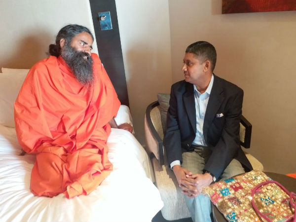 बाबा रामदेव से मिले BSNL अधिकारी