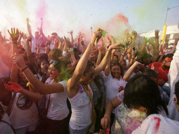 भोजपुरी और अवधी के भी कुछ गीत हैं ... भोजपुरी और अवधी के भी कुछ गीत हैं ...